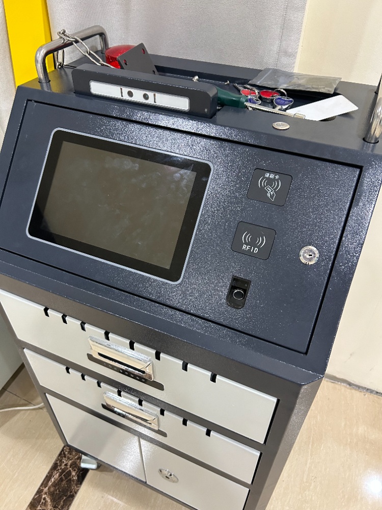 智能工具车